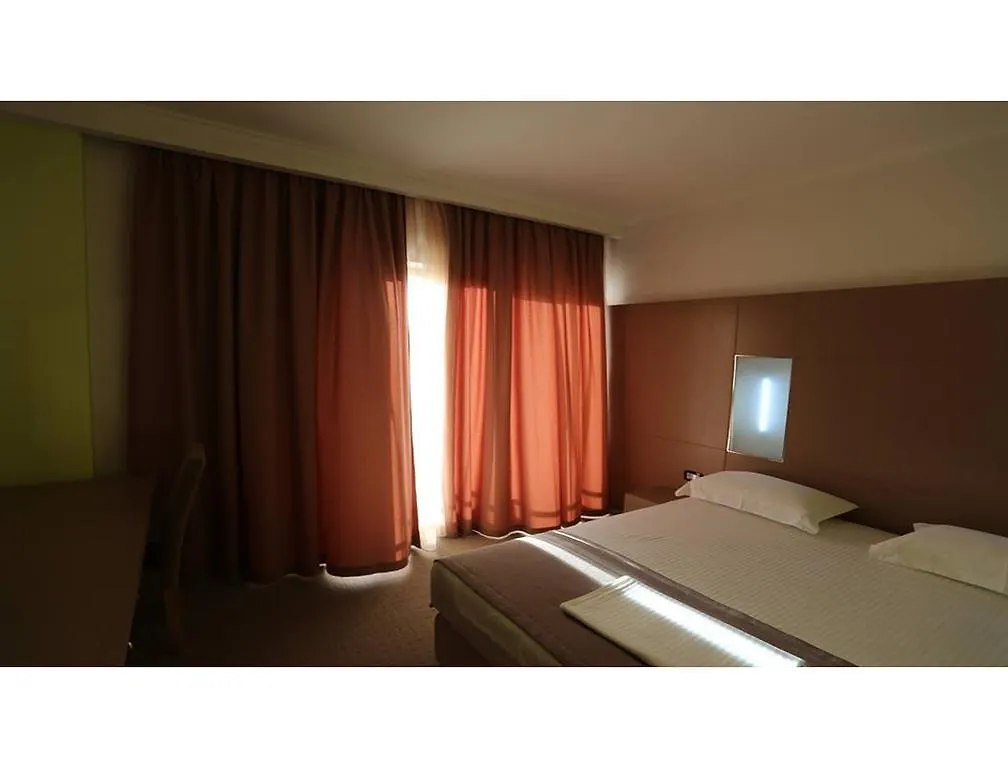 Hotel Voloreka Tushemisht