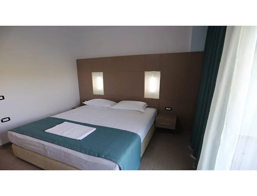 Hotel Voloreka Tushemisht